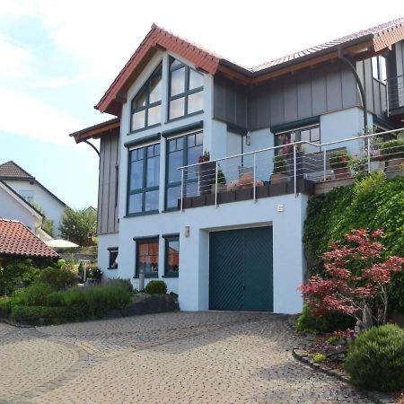 Holiday Flat With Idyllic Garden In Daun Exterior foto