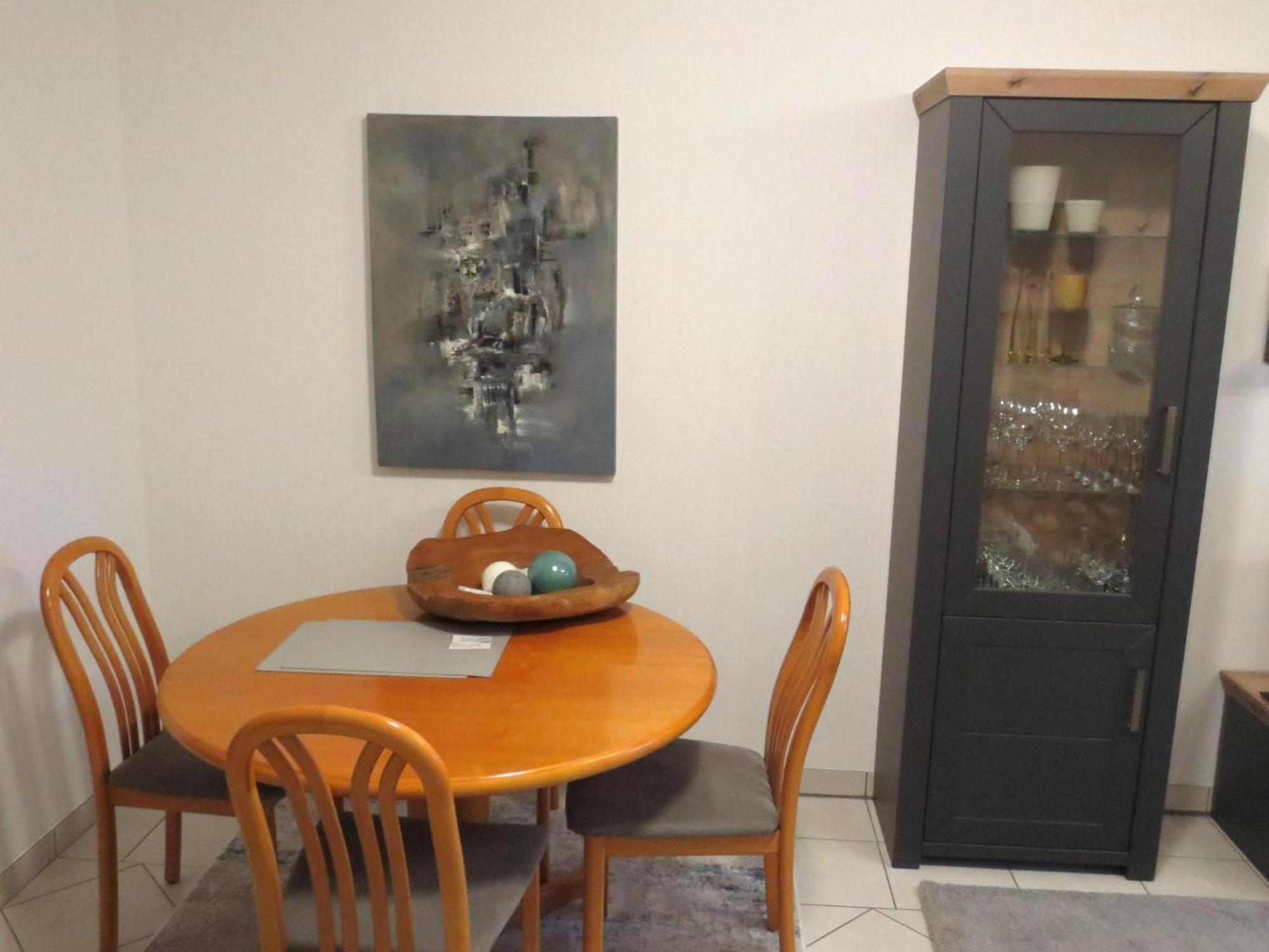 Holiday Flat With Idyllic Garden In Daun Exterior foto